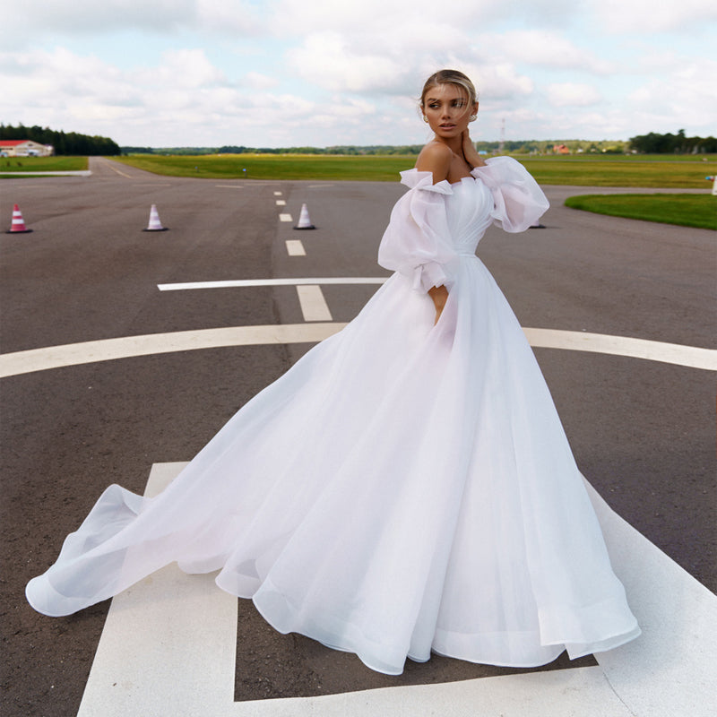 Off white wedding dress with puff sleeves – Wedding dresses by