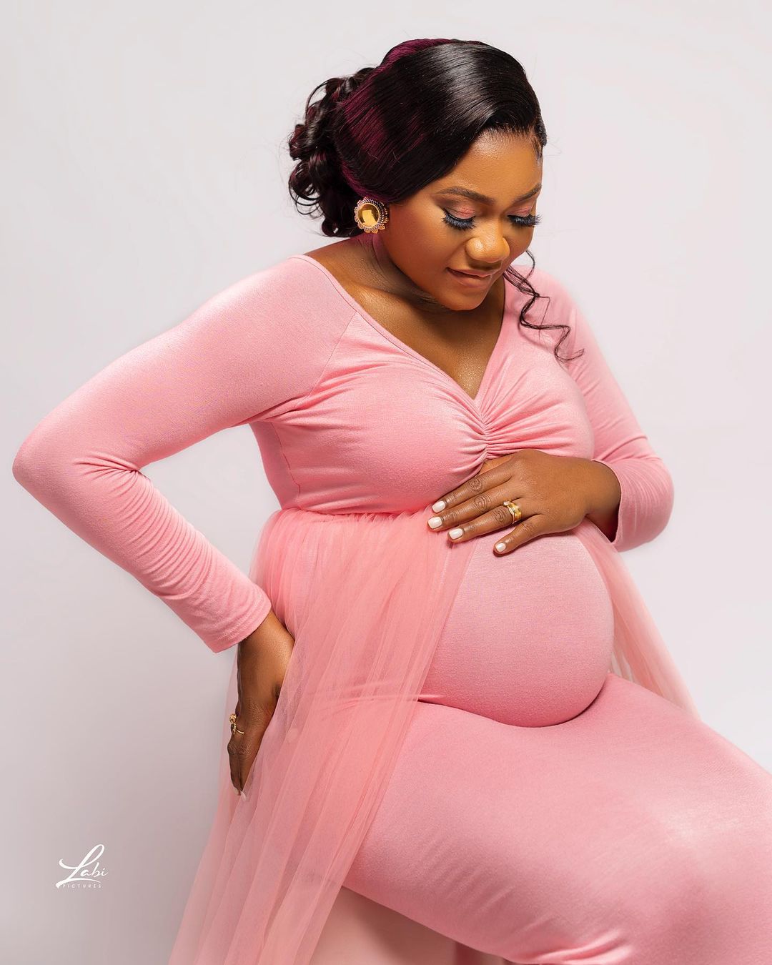 “Rose” Dusty Pink Long Sleeves Maternity Dress With A Cape